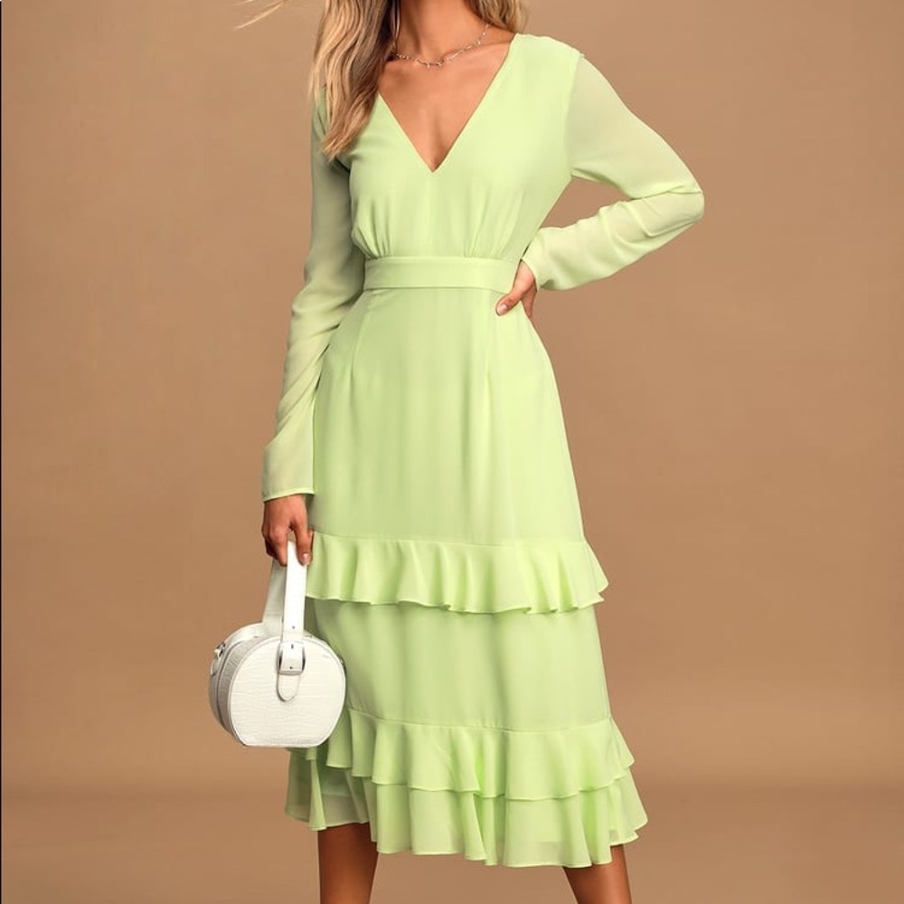🆕 NWT Lulu’s Sway This Way Lime Green Dress